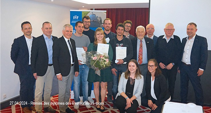Cérémonie de remise des diplômes des Restauratrice·teur de véhicules
